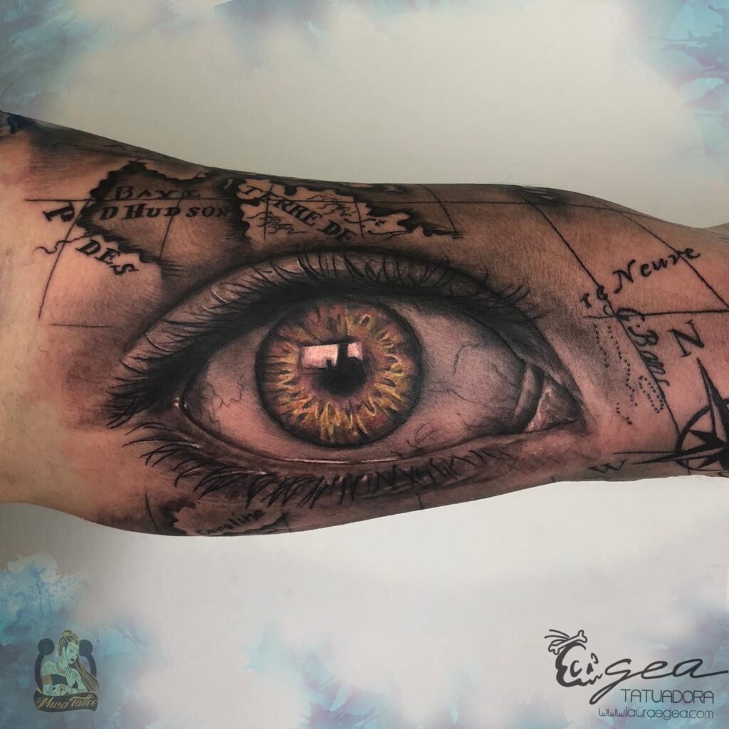 Black and grey realistic eye tattoo by Laura Egea Dallas Texas